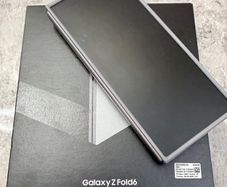 samsung galaxy fold 6 silver color 256gb 12gb ram very fast phone