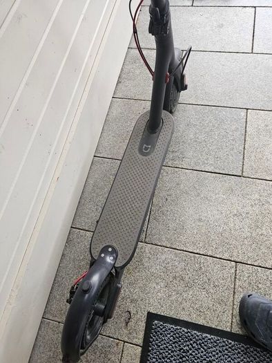 Electric scooter