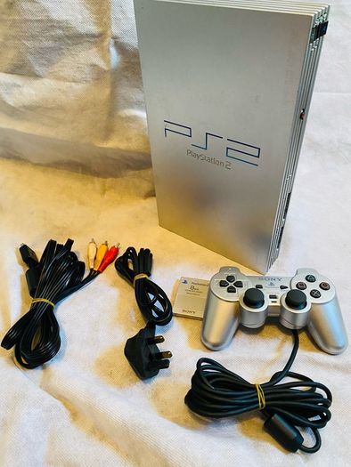 Silver PlayStation 2