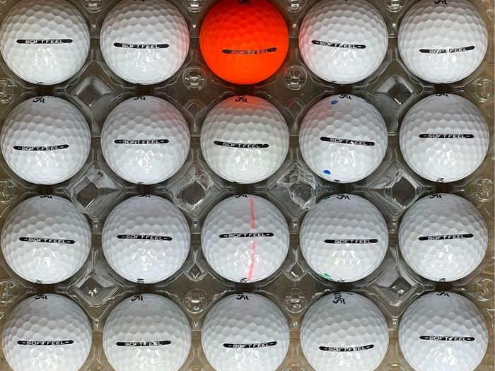 20 used Srixon Soft Feel golf balls