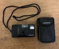 Olympus AF-10 Super Quartzdate