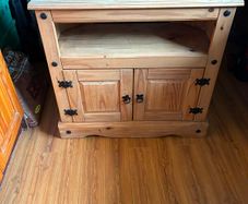 pine tv unit