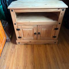 pine tv unit