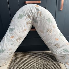 Maternity & nursing pillow