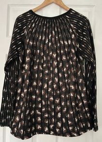 Betty Barclay Animal Print Jumper - Size 46