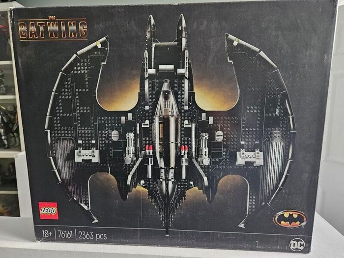 Lego Batman 1989 Batwing 76161