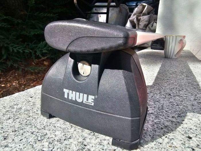Thule Roof Bar