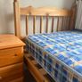 Single bed and guest bed Image 2