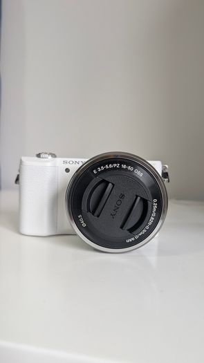Sony A5100 Mirrorless Camera Body only Low shutter count