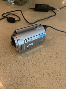 JVC Everio GZ-MG330HE 30GB HDD Hybrid Camcorder