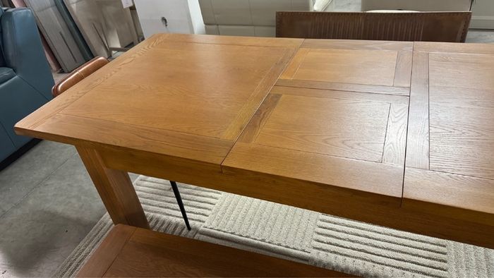 Farmhouse Oak Dining Table Extendable Ex Display Excellent