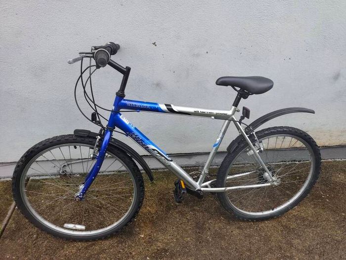 Bike 26" with mudguards ready to ride!