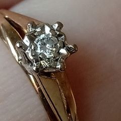 Vintage 9ct gold diamond solitaire ring size K