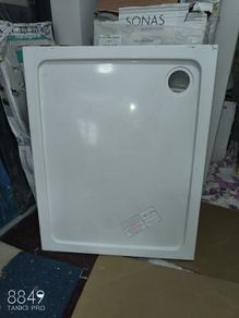 Shower tray