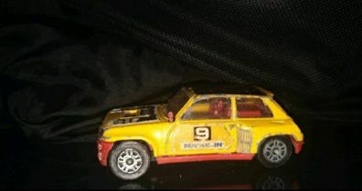 Vintage 1971  Rally Renault 5 Die.cast Model