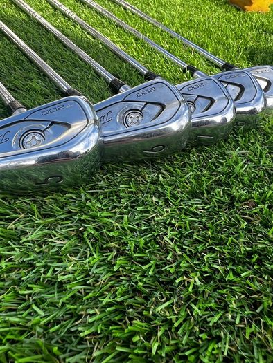 Titleist T200 Irons