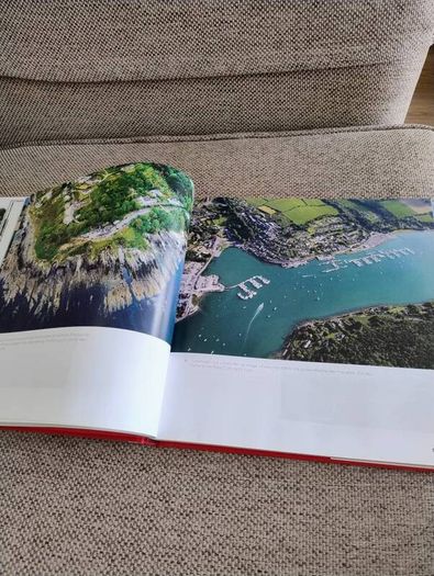 Cork the View from Above by Dennis Horgan 2014 hardback with dustcover in very good condition 250 pages with hundreds of photos FREE STANDARD POSTAGE INCLUDED