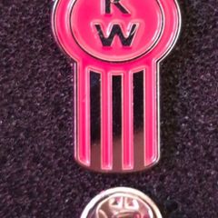 Kenworth trucks logo ,  pin back badge.