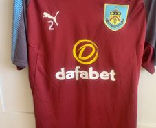 Burnley training kit 17/18 number 2