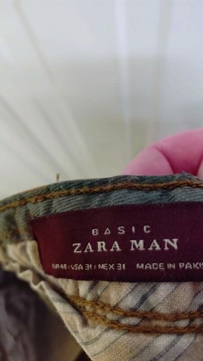 Zara Chinos 40" W.