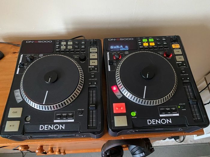set of denon dns 5000