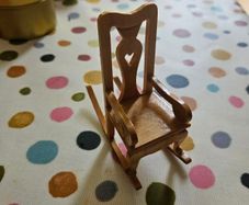 miscellaneous dolls house furniture