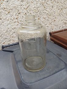Paraffin heater glass bottle