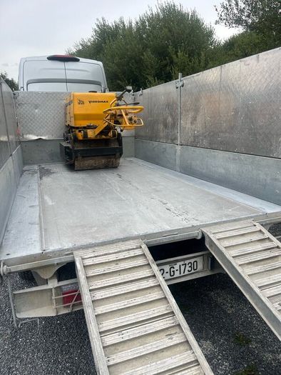 JCB Viberomax hand roller