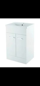 Forza 600 floor standing unit and basin