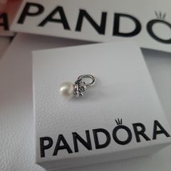 new genuine pandora sleeping angel and pearl charm