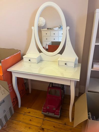 ikea Hemnes dressing table