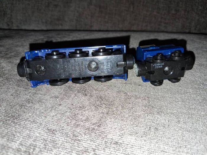 x10 Bundle - Thomas Tank Engines Friends - Diecast Metal Magnetic Take N Play Train Engines