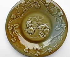 Vintage Irish Wade plate, Ceramics, Collectables, Wade plate