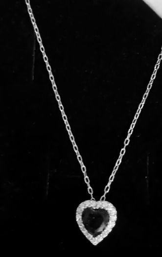 Sparkling Elevated Heart Noir