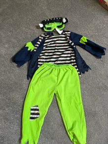 Boys halloween costume, 2-3 years