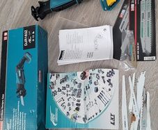Makita DJR183Z 18V Li-Ion LXT Cordless  Reciprocating Saw .  Very little used  (like new) a lot of new blades