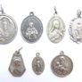 Collection of 7 vintage religious medals Image 2