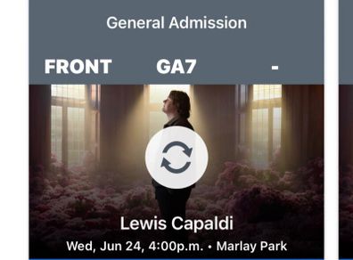 Lewis Capaldi Front Standing
