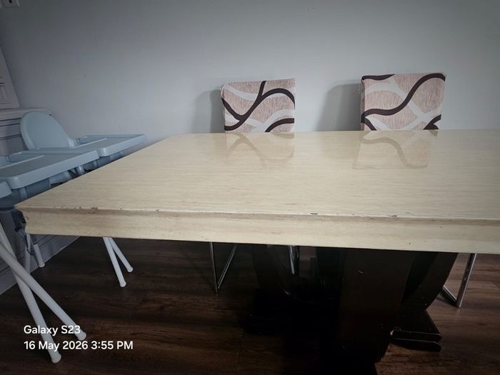 table and chairs