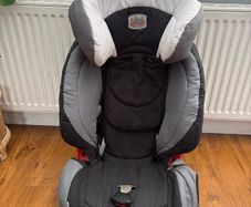 Britax Evolva 1-2-3 (9kg-35kg) 8 months - 12 years old