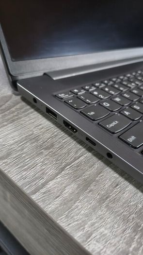 Lenovo Ideapad 3 / 16gb / Ryzen 5 / 512gb