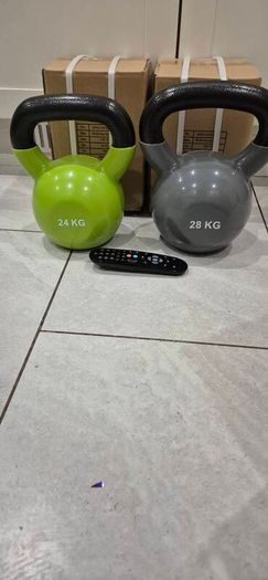 2xbrand new cast iron kettlebells