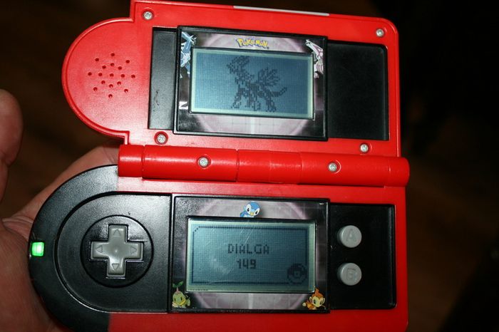 Pokemon Sinnoh Pokedex Handheld Game Jakks Pacific Nintendo