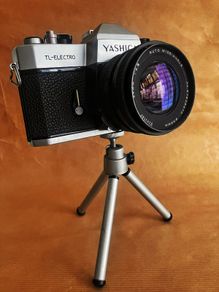 Yashica TL Electro 35mm SLR Film Camera with Vivitar 24mm 2.8 wide angle lens