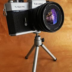 Yashica TL Electro 35mm SLR Film Camera with Vivitar 24mm 2.8 wide angle lens