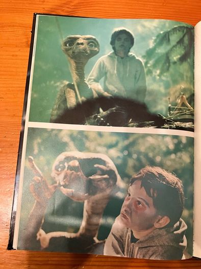 'E.T. The Extra-Terrestrial' storybook