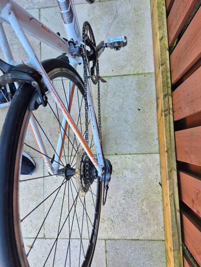 Racing bike. Suitable 12yrs plus