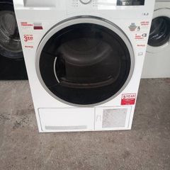 Blomberg 8kg condenser dryer