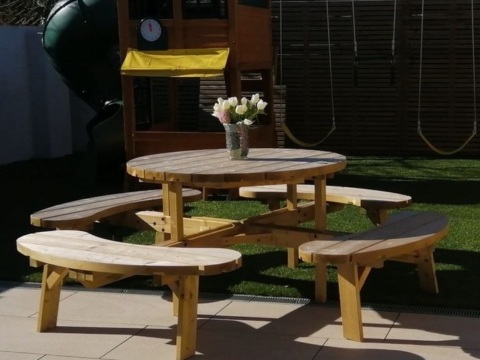 8 Seater Heavy Duty Table