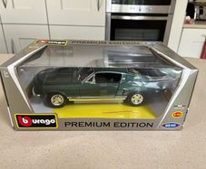Ford Mustang GTA Fastback 1/18 Burago Rare